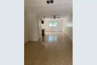 1050 NW 100th Street, Miami, FL 33150 - Photo 8