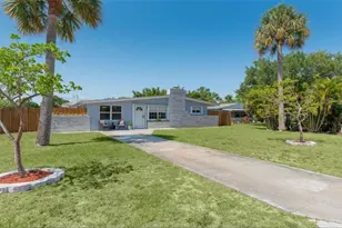 1036 NE Terrace Way, Jensen Beach, FL 34957 - Photo 2