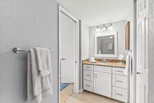 145 Yacht Club Way, Hypoluxo, FL 33462 - Photo 20
