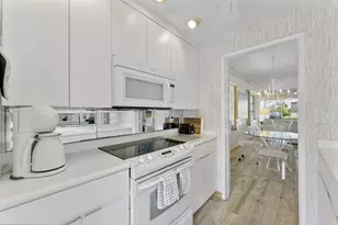 101 NE 19th Ave, Deerfield Beach, FL 33441 - Photo 10