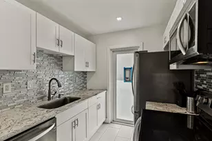 1004 NE 18th St, Fort Lauderdale, FL 33305 - Photo 6
