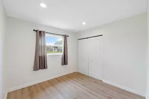 8095 St John Ave W, Boynton Beach, FL 33472 - Photo 14