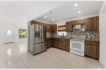 441 NW 1st Way, Deerfield Beach, FL 33441 - Photo 2