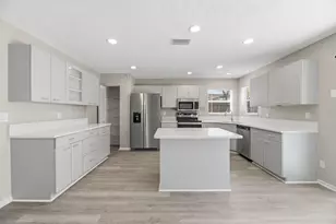5477 NW 44th Way, Coconut Creek, FL 33073 - Photo 10