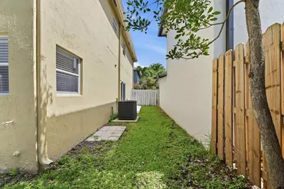5477 NW 44th Way, Coconut Creek, FL 33073 - Photo 34