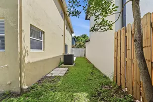 5477 NW 44th Way, Coconut Creek, FL 33073 - Photo 34