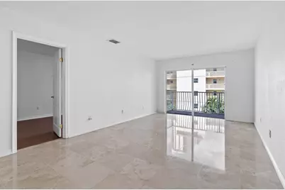 677 NE 24th Street #504, Miami, FL 33137 - Photo 10