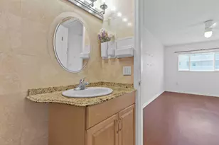 677 NE 24th St, Miami, FL 33137 - Photo 16