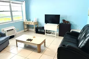110 Markham F, Deerfield Beach, FL 33442 - Photo 8