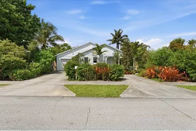 530 NE 3rd Avenue NE, Delray Beach, FL 33444 - Photo 32