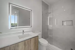 220 Lake Shore Dr, Lake Park, FL 33403 - Photo 46