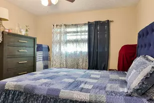1061 NW 85th Terrace, Plantation, FL 33322 - Photo 8