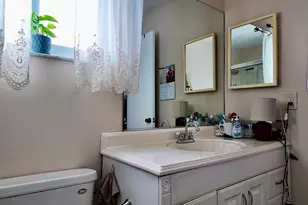 1061 NW 85th Terrace, Plantation, FL 33322 - Photo 16