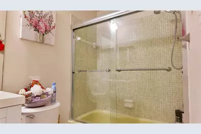 1061 NW 85th Terrace #A111, Plantation, FL 33322 - Photo 10