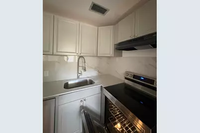239 Sussex L, West Palm Beach, FL 33417 - Photo 16