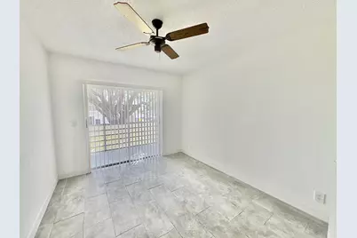 239 Sussex L, West Palm Beach, FL 33417 - Photo 8