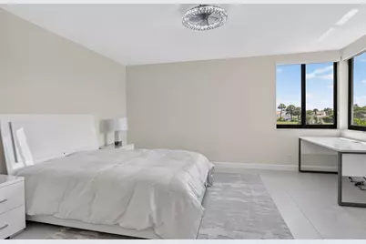 19317 Sabal Lake Drive #5066, Boca Raton, FL 33434 - Photo 18