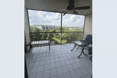 2240 N Cypress Bend Drive #904, Pompano Beach, FL 33069 - Photo 8