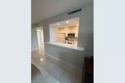 2240 N Cypress Bend Drive #904, Pompano Beach, FL 33069 - Photo 4