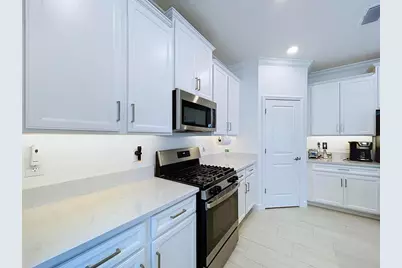 17228 Star Banks Street, Wimauma, FL 33598 - Photo 4