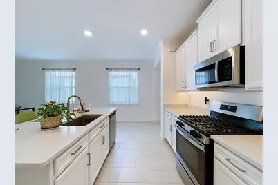 17228 Star Banks Street, Wimauma, FL 33598 - Photo 14