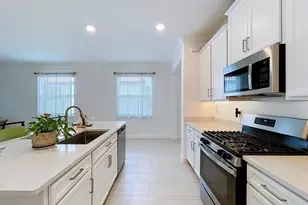 17228 Star Banks St, Wimauma, FL 33598 - Photo 14
