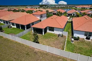 17228 Star Banks St, Wimauma, FL 33598 - Photo 44