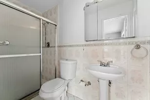 5543 SW 7th St, Margate, FL 33068 - Photo 10