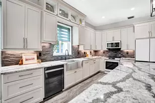 706 Tulip Cir, Weston, FL 33327 - Photo 28