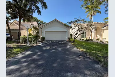 7657 Sanctuary Drive, Coral Springs, FL 33065 - Photo 2