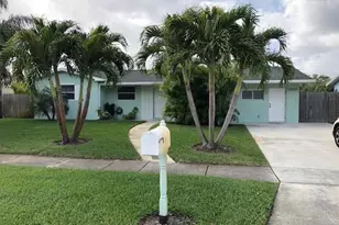 18966 SE Southgate Dr, Jupiter, FL 33469 - Photo 2