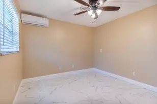 2546 NE Hickory Ave, Jensen Beach, FL 34957 - Photo 8