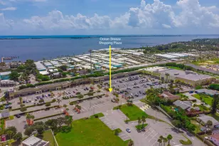 2546 NE Hickory Ave, Jensen Beach, FL 34957 - Photo 14