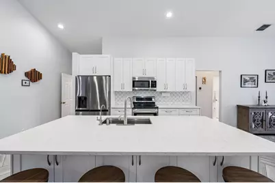 1875 Oak Berry Circle, Wellington, FL 33414 - Photo 6