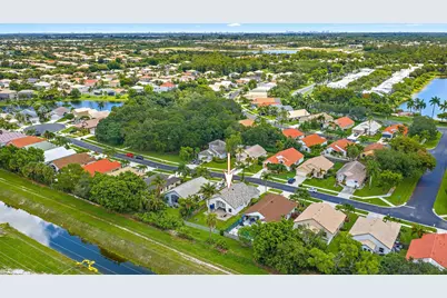 1875 Oak Berry Circle, Wellington, FL 33414 - Photo 24