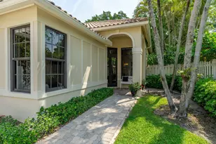 2658 Players Ct, Wellington, FL 33414 - Photo 2