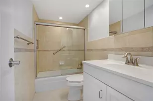 4250 Galt Ocean Dr, Fort Lauderdale, FL 33308 - Photo 24