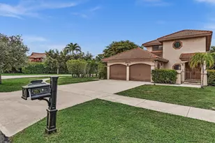 3971 NW 5th Dr, Deerfield Beach, FL 33442 - Photo 2
