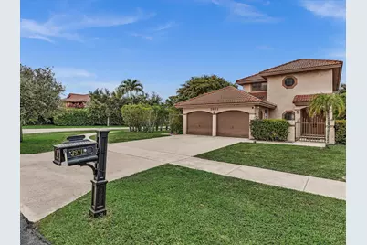 3971 NW 5th Drive, Deerfield Beach, FL 33442 - Photo 2