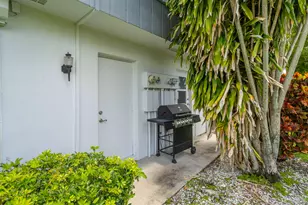 2886 Fernley Dr E, West Palm Beach, FL 33415 - Photo 6