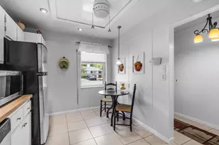 2886 Fernley Dr E, West Palm Beach, FL 33415 - Photo 10