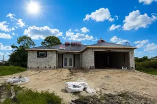 9036 86th St, Vero Beach, FL 32967 - Photo 2