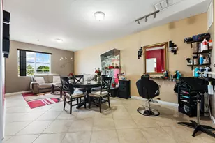 131 NW 2nd Ave, Hallandale, FL 33009 - Photo 2