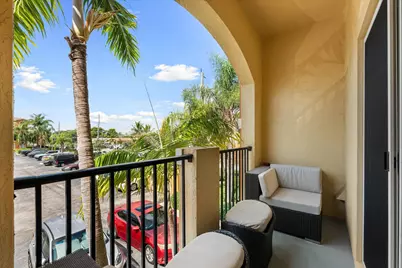 131 NW 2nd Avenue #3, Hallandale, FL 33009 - Photo 10