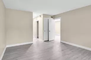 100 Ashbury Rd, Hollywood, FL 33024 - Photo 28