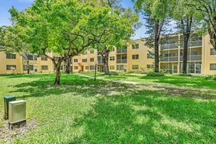 100 Ashbury Rd, Hollywood, FL 33024 - Photo 36