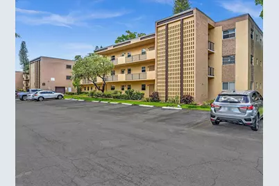 100 Ashbury Road #103, Hollywood, FL 33024 - Photo 4
