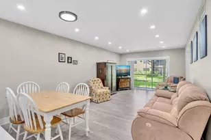 100 Ashbury Rd, Hollywood, FL 33024 - Photo 10