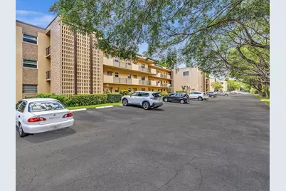 100 Ashbury Road #103, Hollywood, FL 33024 - Photo 2