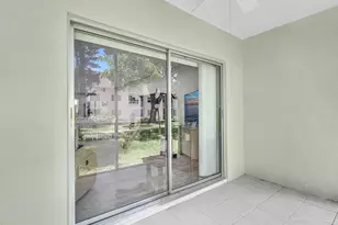 100 Ashbury Rd, Hollywood, FL 33024 - Photo 22